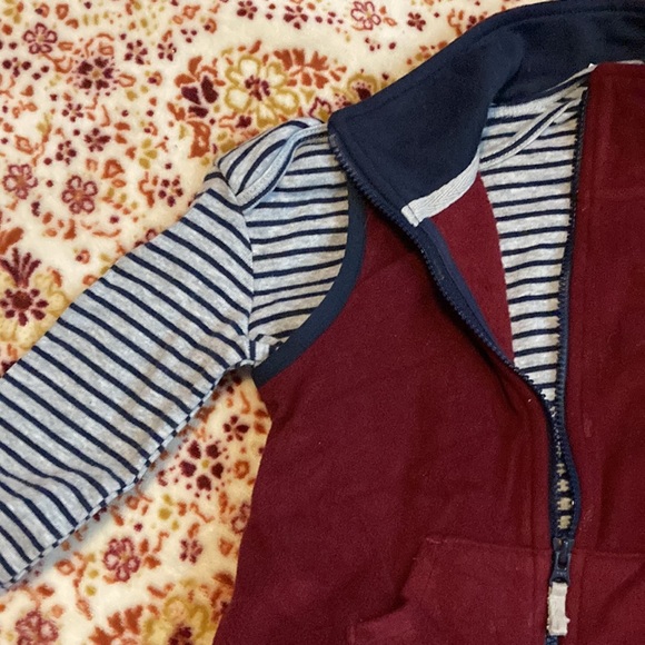 Carters fleece vest set - Picture 3 of 3
